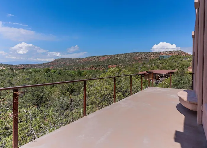 Holiday home Red Rock View, Hot Tub, 3914sqft, Pets *