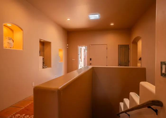 Red Rock View, Hot Tub, 3914sqft, Pets *