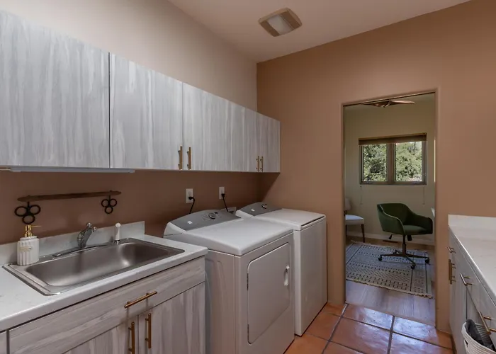 Holiday home Red Rock View, Hot Tub, 3914sqft, Pets Sedona